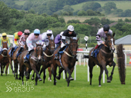 Bagad Bihoue winning at Newton Abbot - 1 July 2016