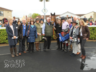 Moabit and Sam Twiston-Davies with Owners at Wincanton - 10 May 2016