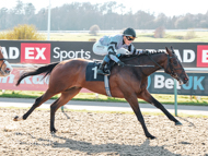 Covert Mission winning at Lingfield -3 April 2023